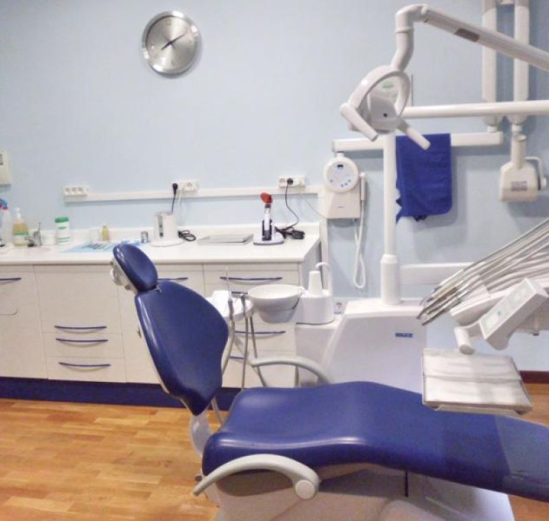 CLÍNICA DENTAL COVADONGA INFIESTO