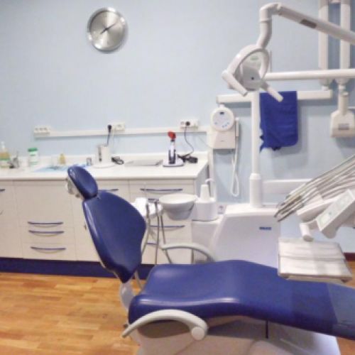CLÍNICA DENTAL COVADONGA INFIESTO
