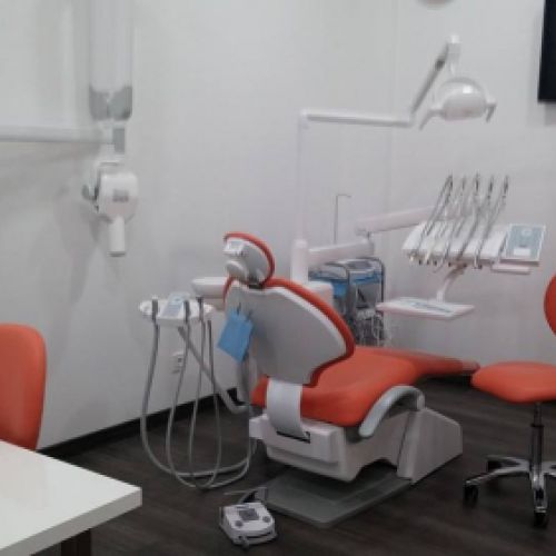 CLÍNICA DENTAL BARBÓN POSADA DE LLANERA
